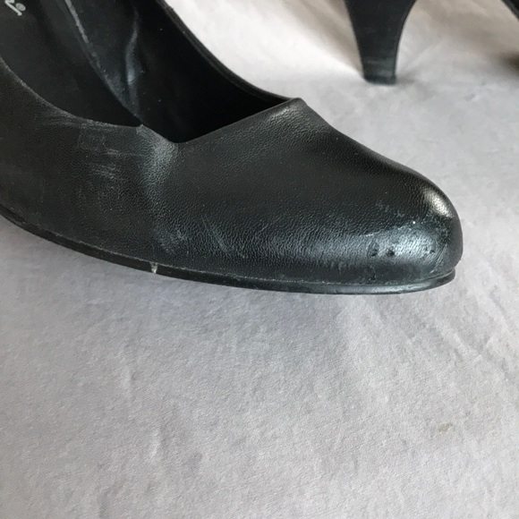 Eddie Bauer leather pump heel - Picture 7 of 7